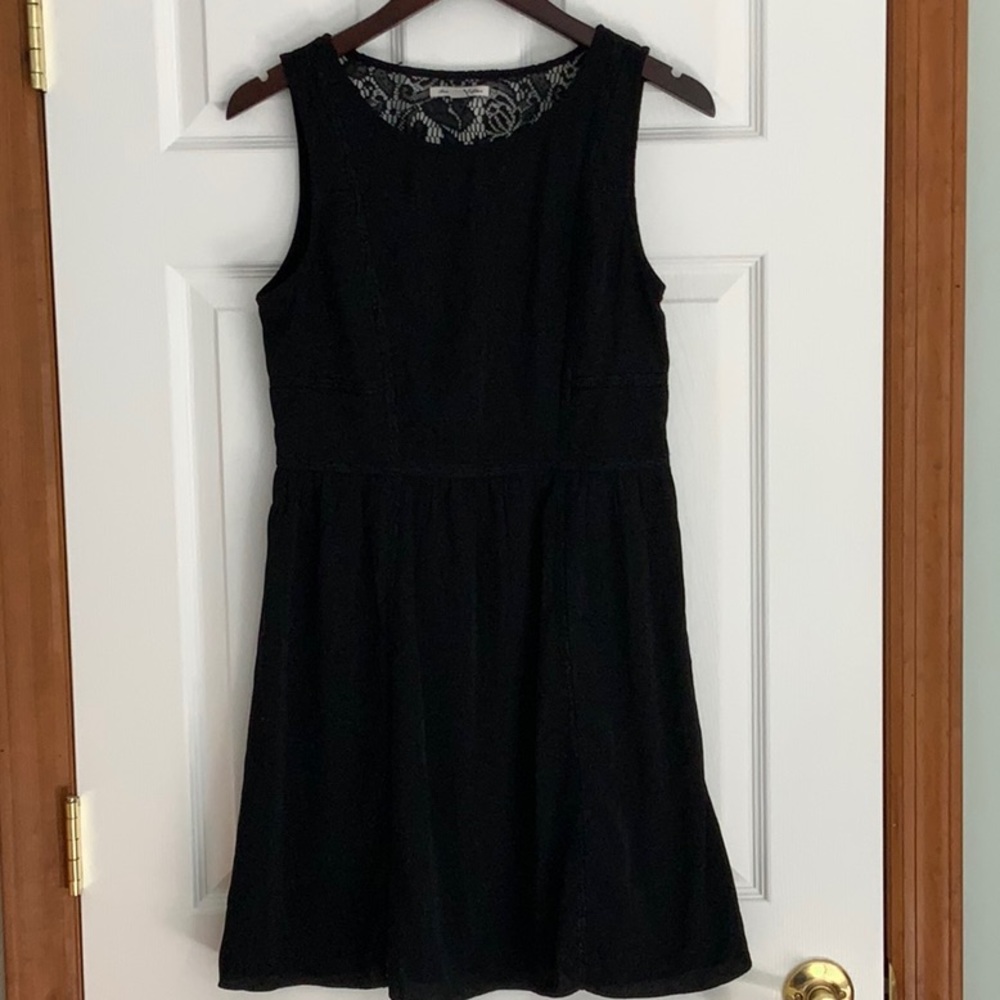 AMERICAN EAGLE black dress with lace back detail